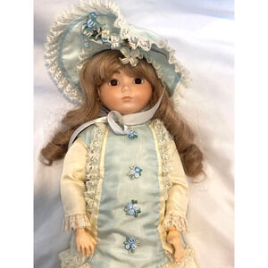 Fully Jointed Doll With Human Wig Sign 1981 Bright Musical Silk Clothing 17"